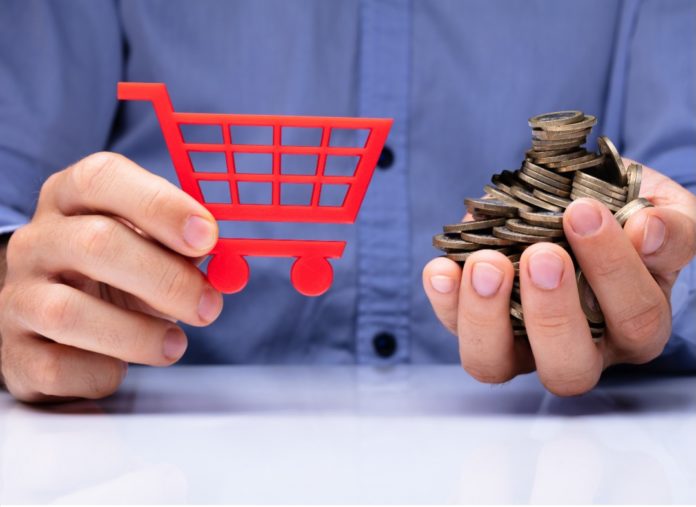 Startup de Brasília faz campanha de conscientização sobre impostos pagos nas compras de supermercado