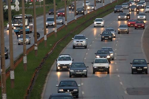 Detran-DF faz balanço de veículos licenciados