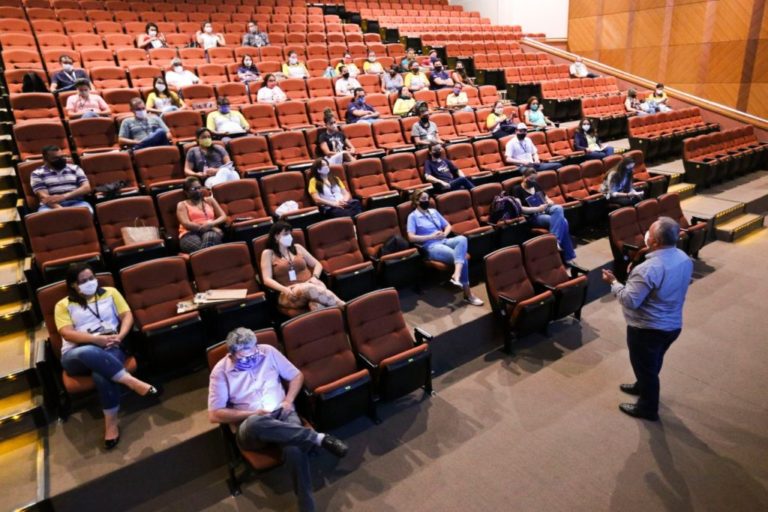 Aplicação de pesquisa sobre incidência da Covid-19 avança e ganha reforços Depois de concluído, o estudo será divulgado na íntegra. Resultado vai auxiliar os gestores nas tomadas de decisão para combater a doença