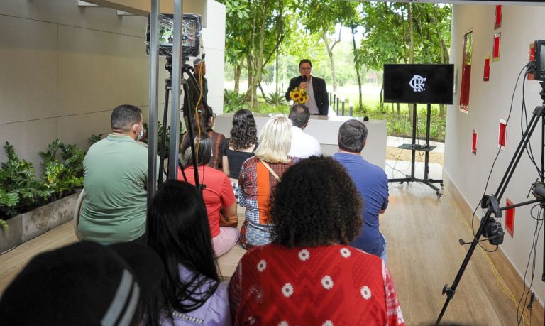 Flamengo inaugura capela no terceiro ano da tragédia no Ninho do Urubu