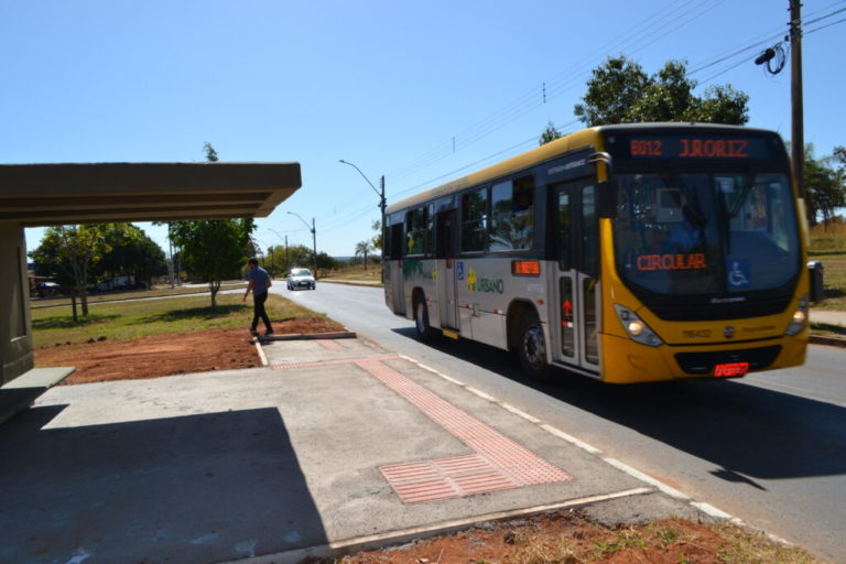 Planaltina ganha 60 abrigos de ônibus